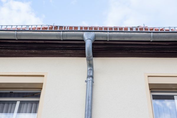 Cost of Commercial Gutter Maintenance in Buford